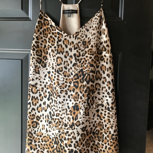 Banana Republic Tops - Banana Republic leopard print flowing tank, M, EUC